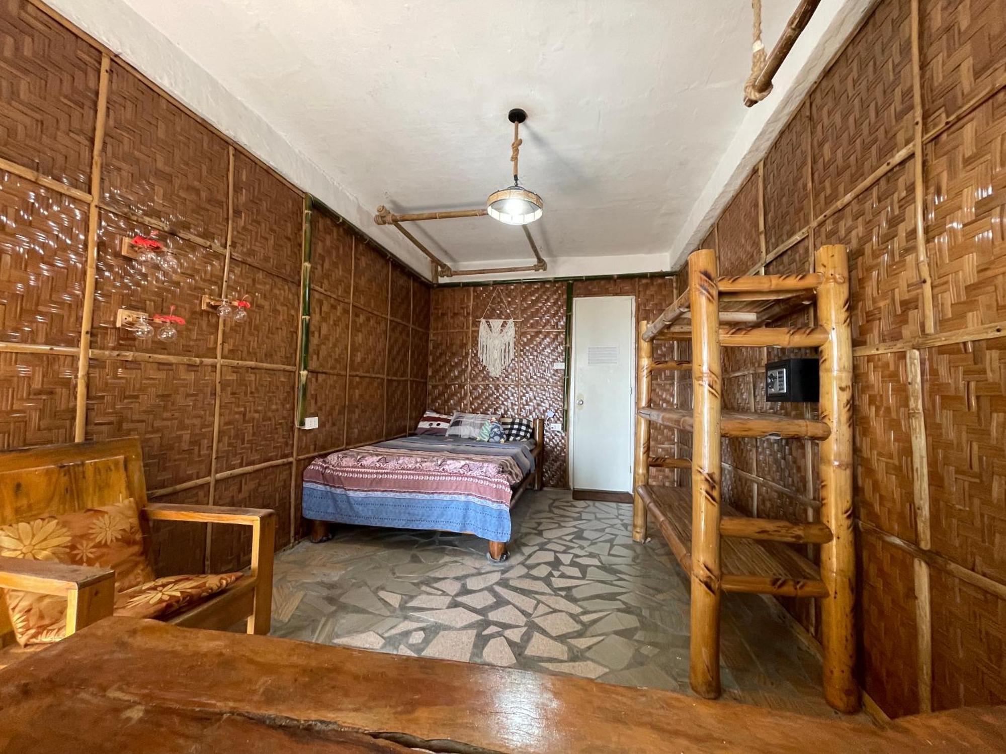 Bed and Breakfast Voodoo House à Lalao Extérieur photo